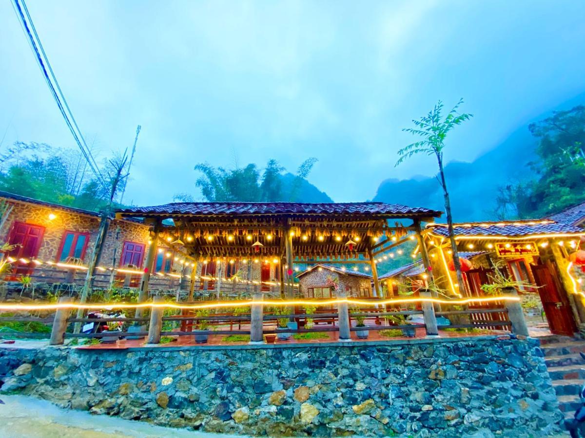 Lan Rung Homestay Lung Nieo Esterno foto