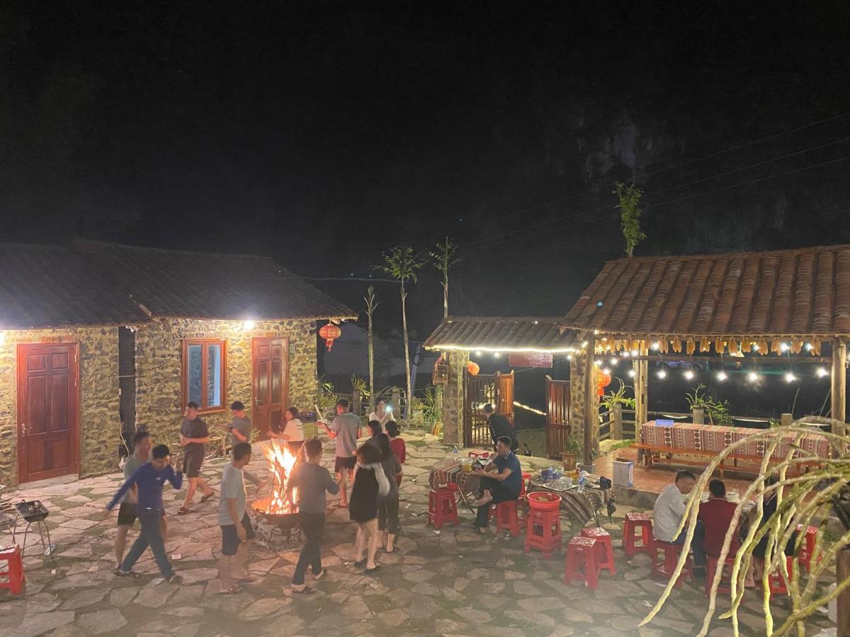 Lan Rung Homestay Lung Nieo Esterno foto