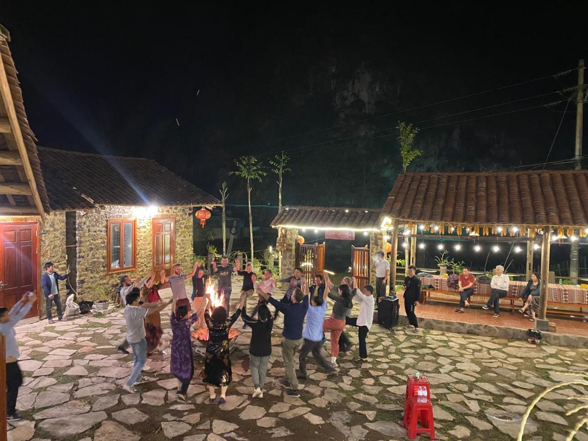 Lan Rung Homestay Lung Nieo Esterno foto
