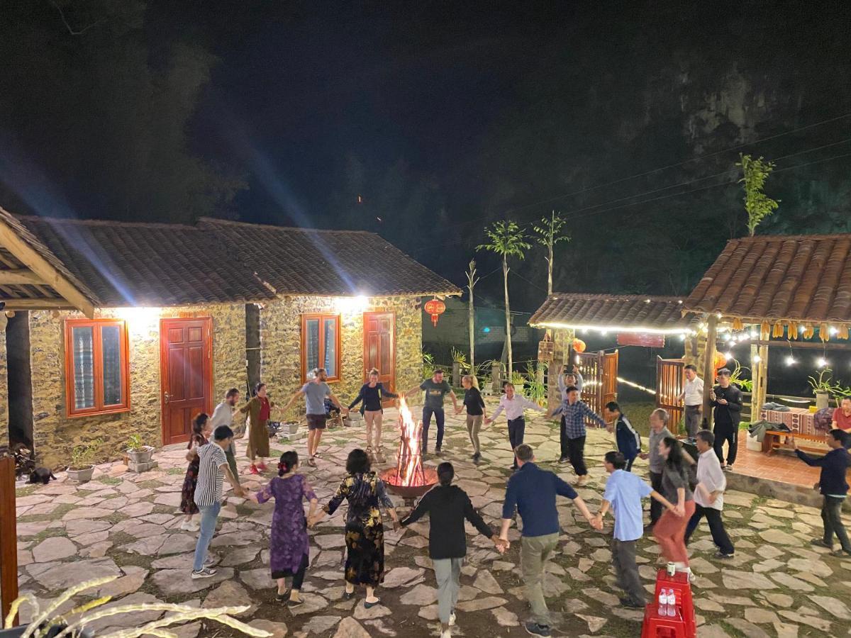 Lan Rung Homestay Lung Nieo Esterno foto