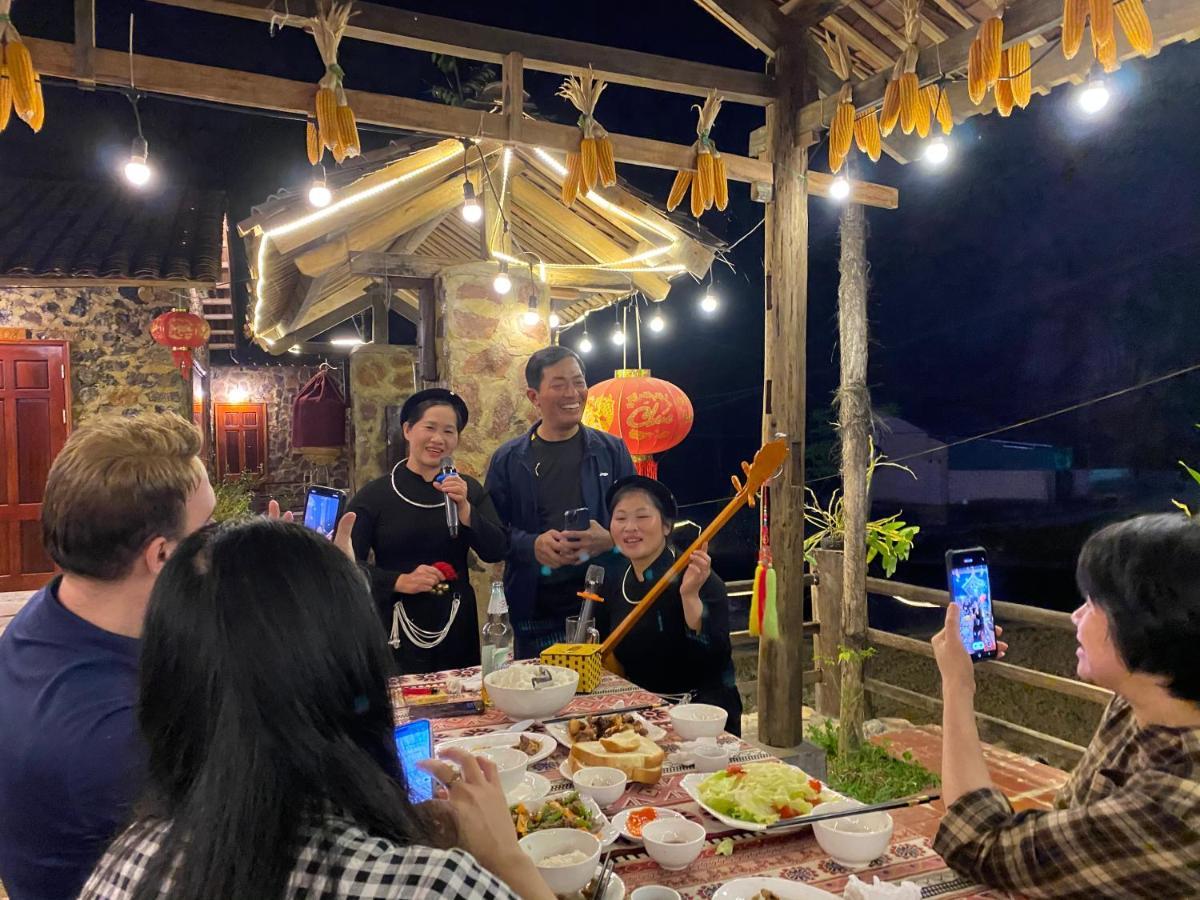 Lan Rung Homestay Lung Nieo Esterno foto