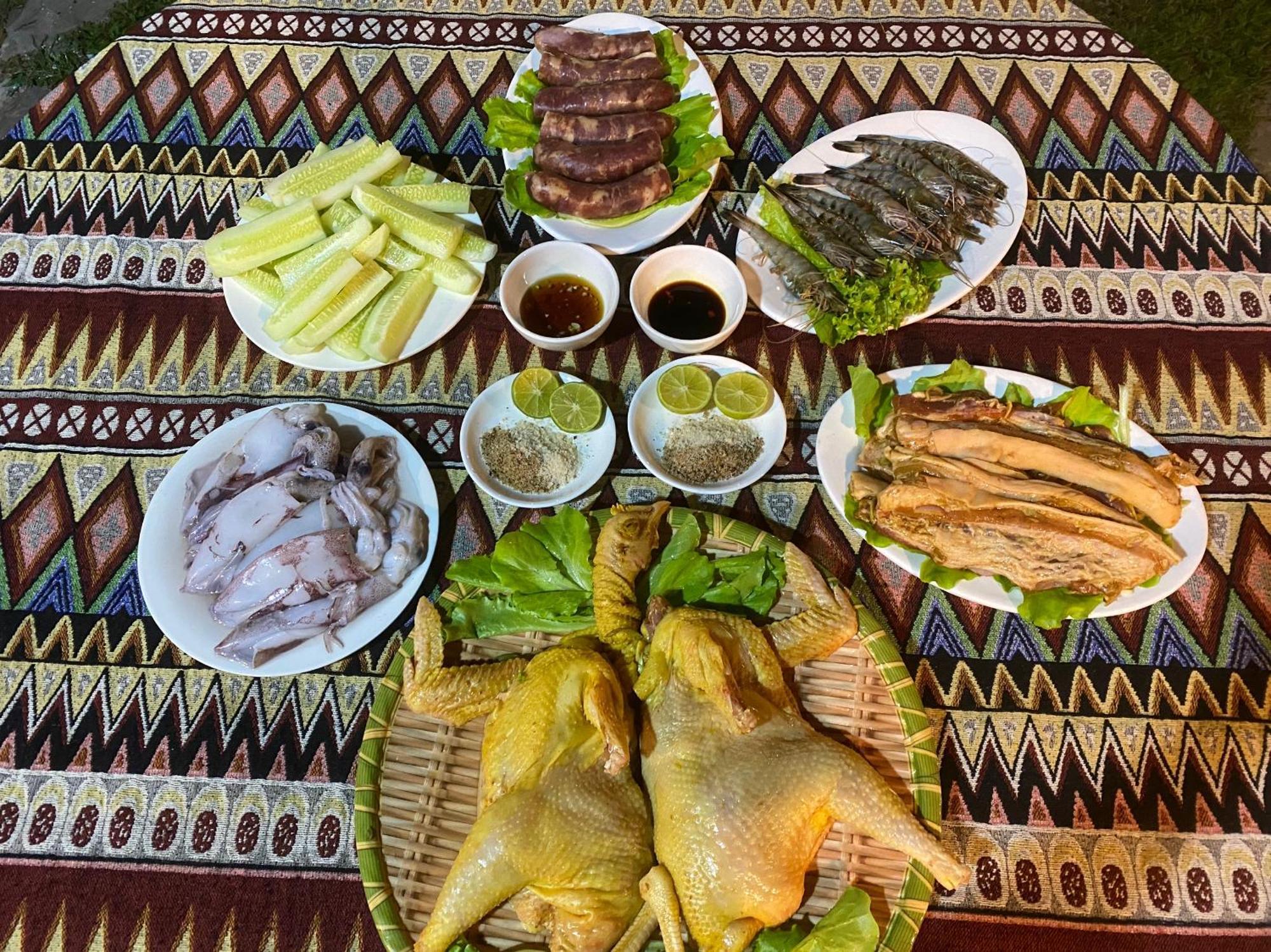 Lan Rung Homestay Lung Nieo Esterno foto